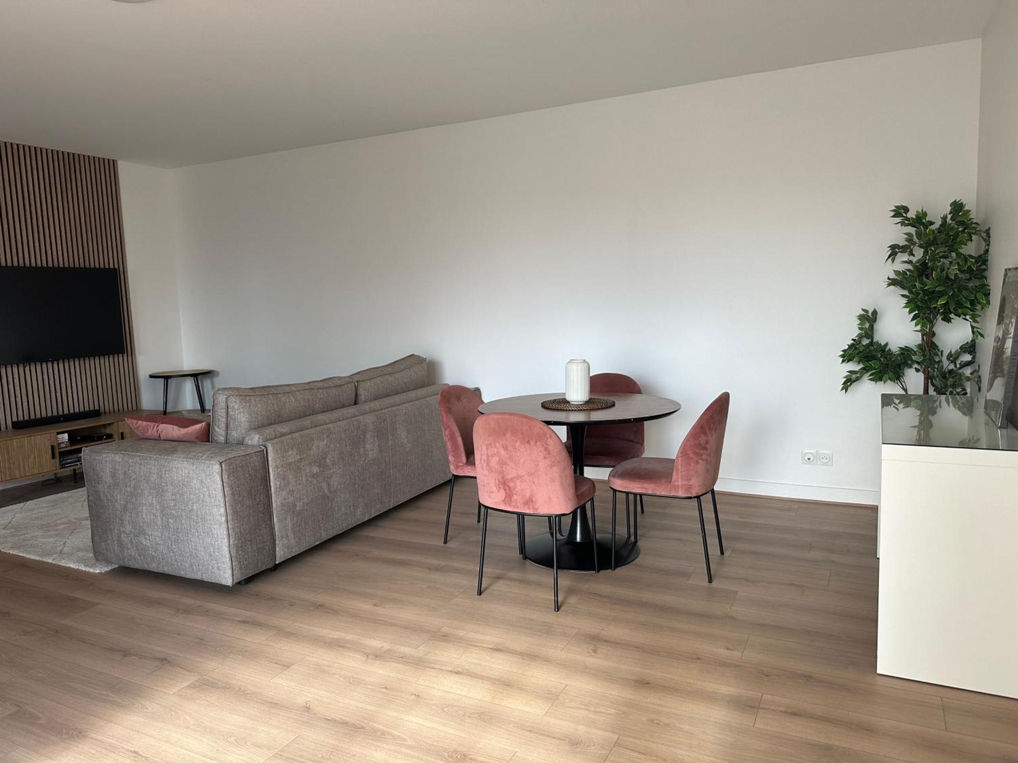Proche Paris-aeroport Cdg-gare-disney Apartment