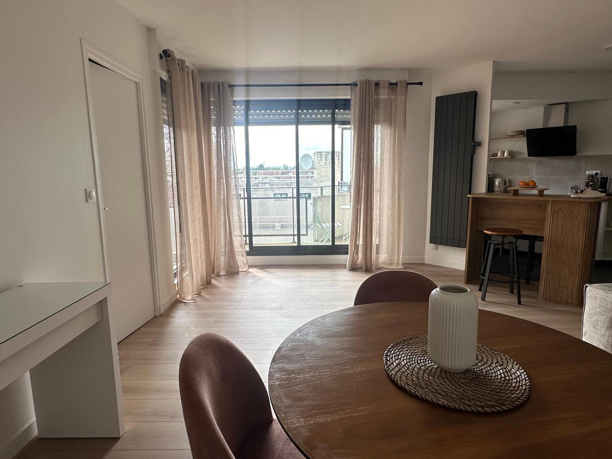 Apartment Proche Paris-aeroport Cdg-gare-disney Villiers-le-Bel